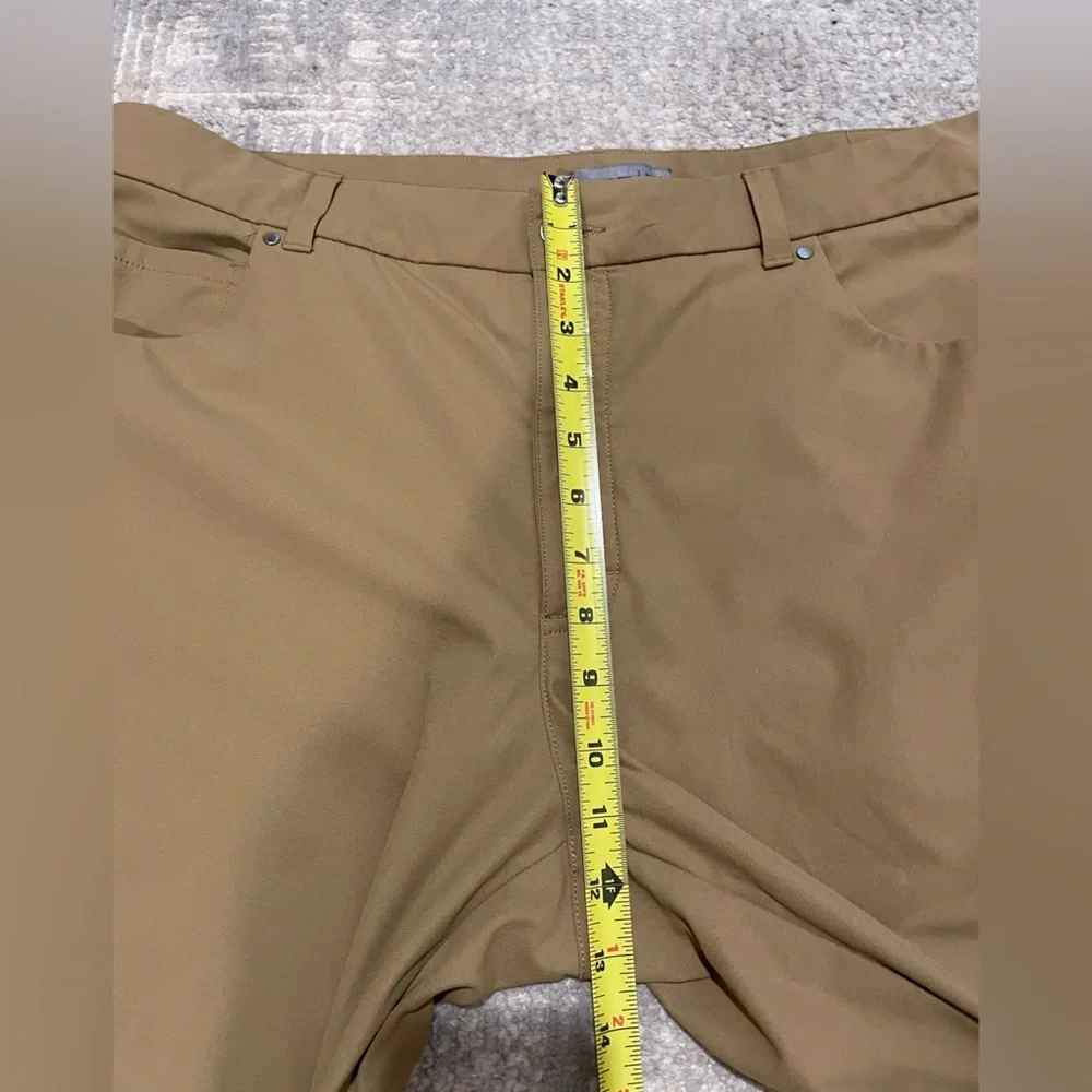 VRST Limitless 4-Way Stretch Athletic Performance Chino Pants Size 38 x 30 Tan